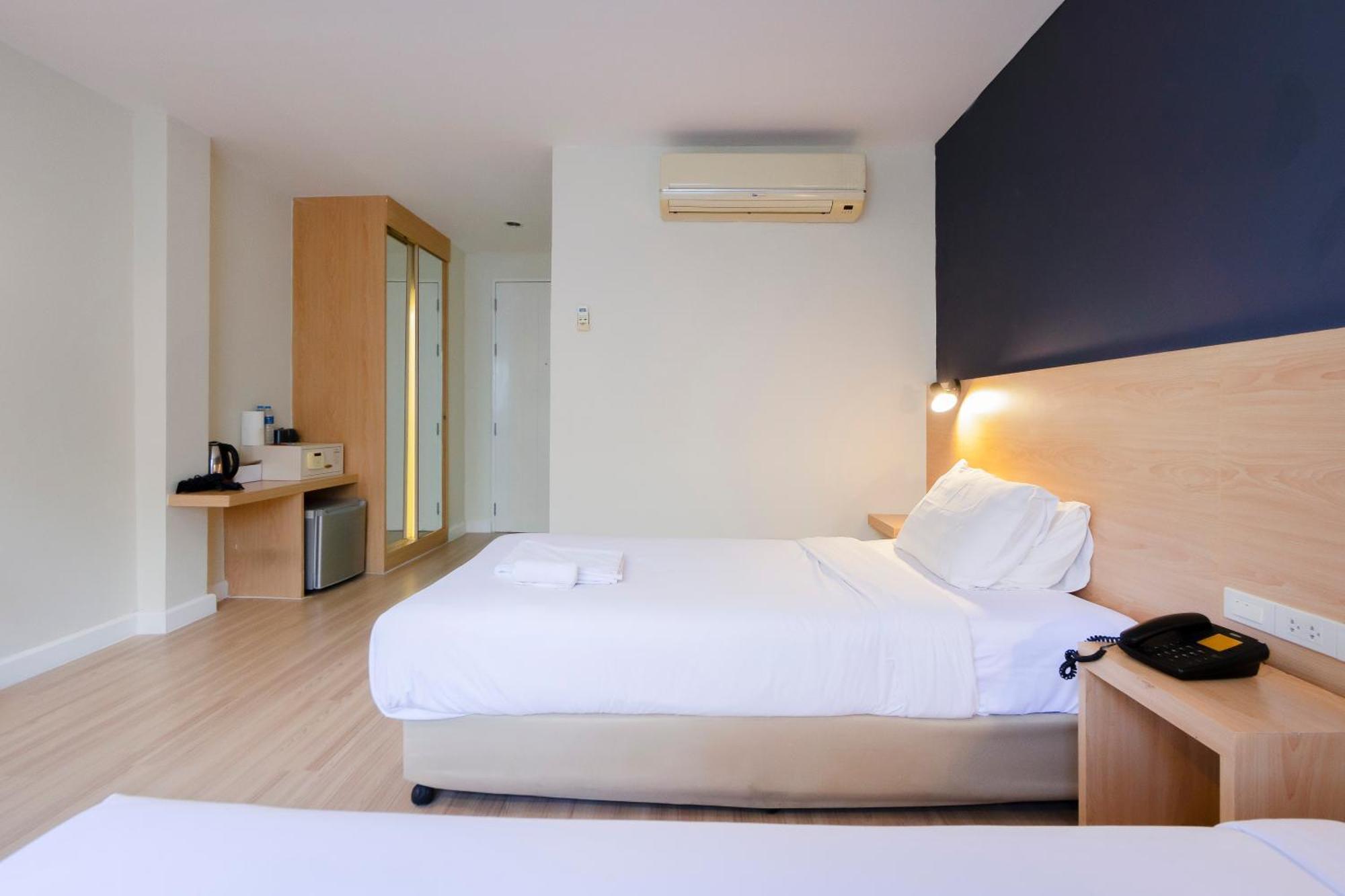 ホテル Gp House Express Sukhumvit 81 バンコク都 エクステリア 写真
