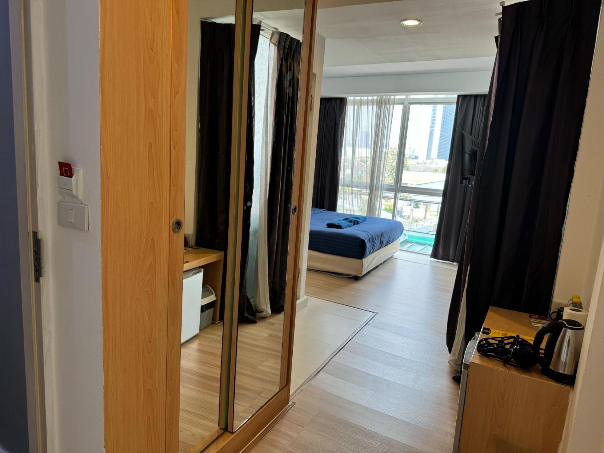 ホテル Gp House Express Sukhumvit 81 バンコク都 エクステリア 写真